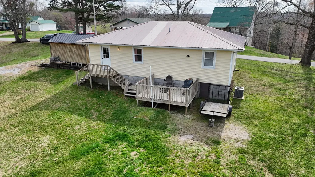 288 John R Jones Road London KY 40741