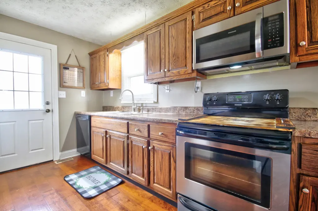 288 John R Jones Road London KY 40741