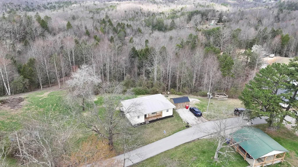 288 John R Jones Road London KY 40741