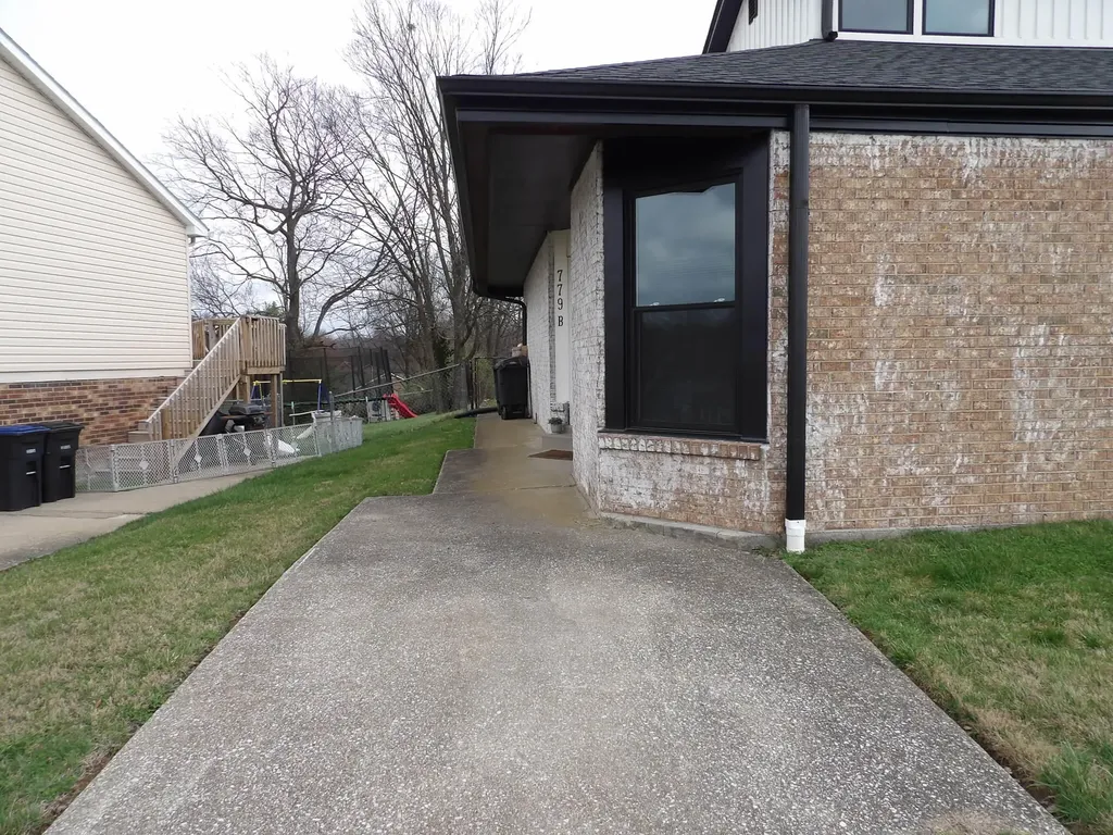 779 Ridgeview Drive Frankfort KY 40601