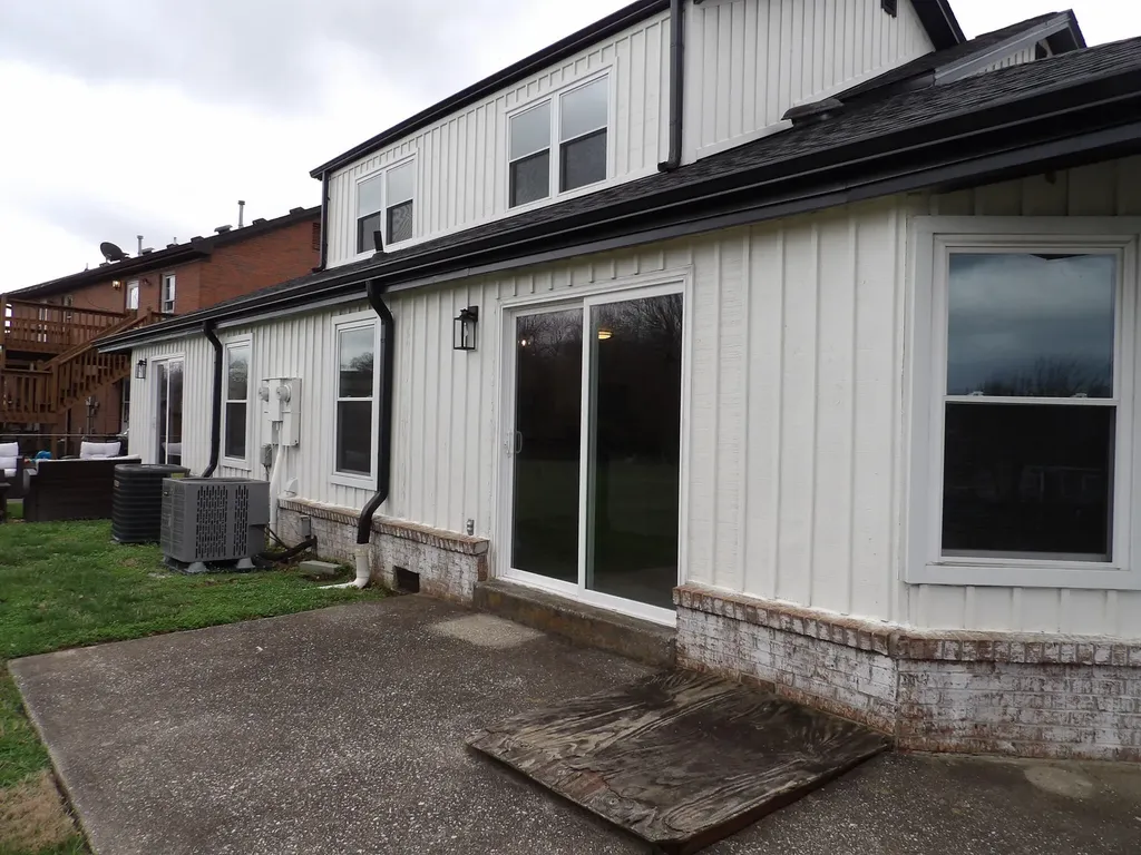 779 Ridgeview Drive Frankfort KY 40601