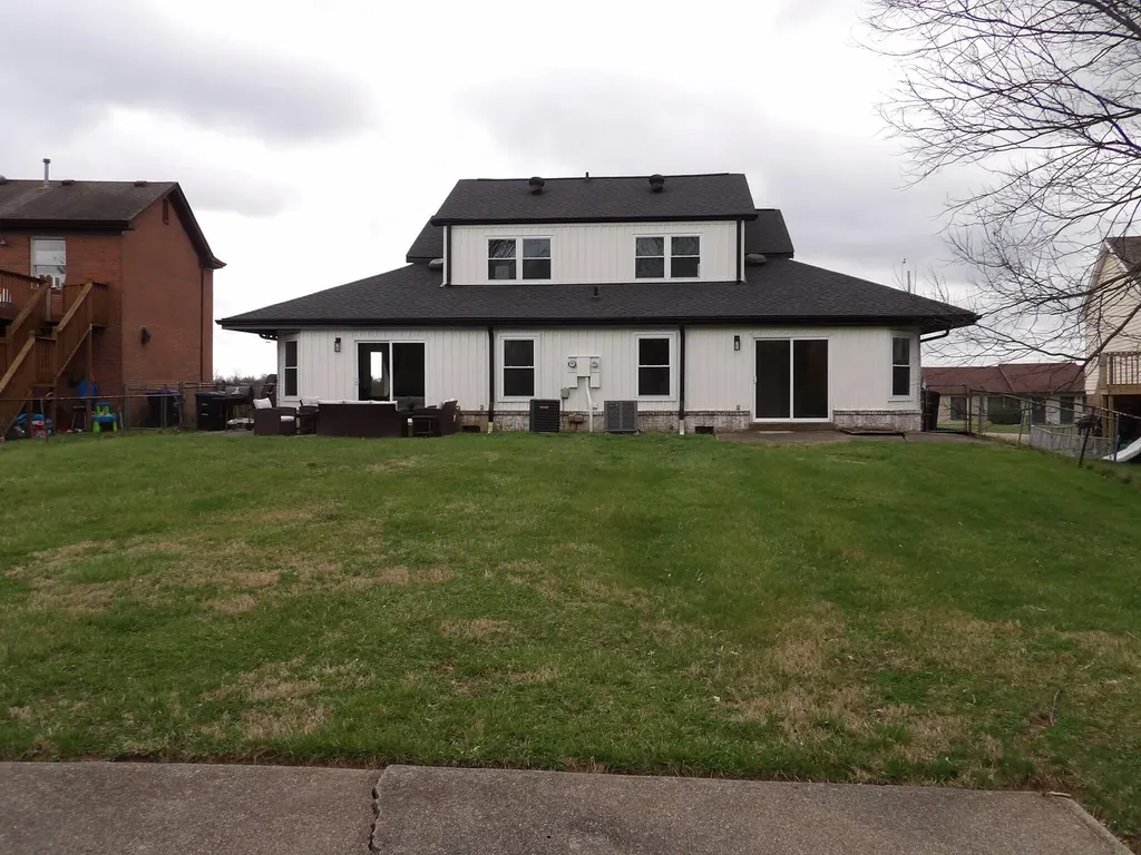 779 Ridgeview Drive Frankfort KY 40601