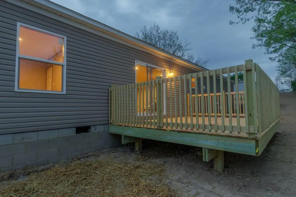 122 4th Street Berry KY 41003