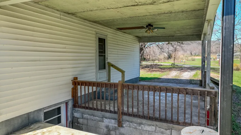 299 Fentress Lane Berea KY 40403