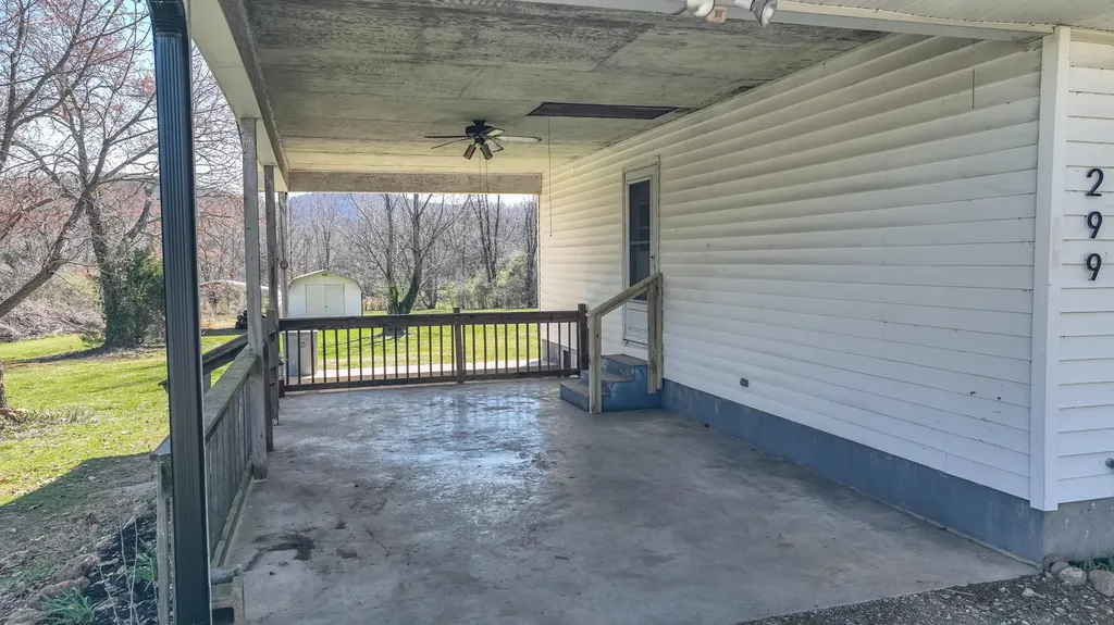 299 Fentress Lane Berea KY 40403
