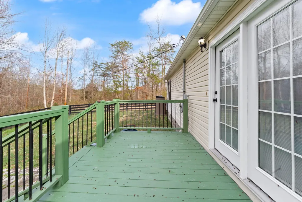 130 Bailey Road Annville KY 40402