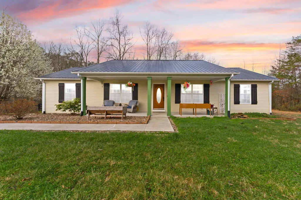 130 Bailey Road Annville KY 40402