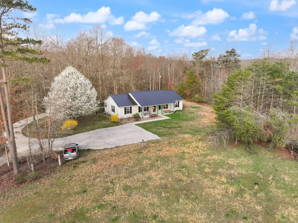 130 Bailey Road Annville KY 40402