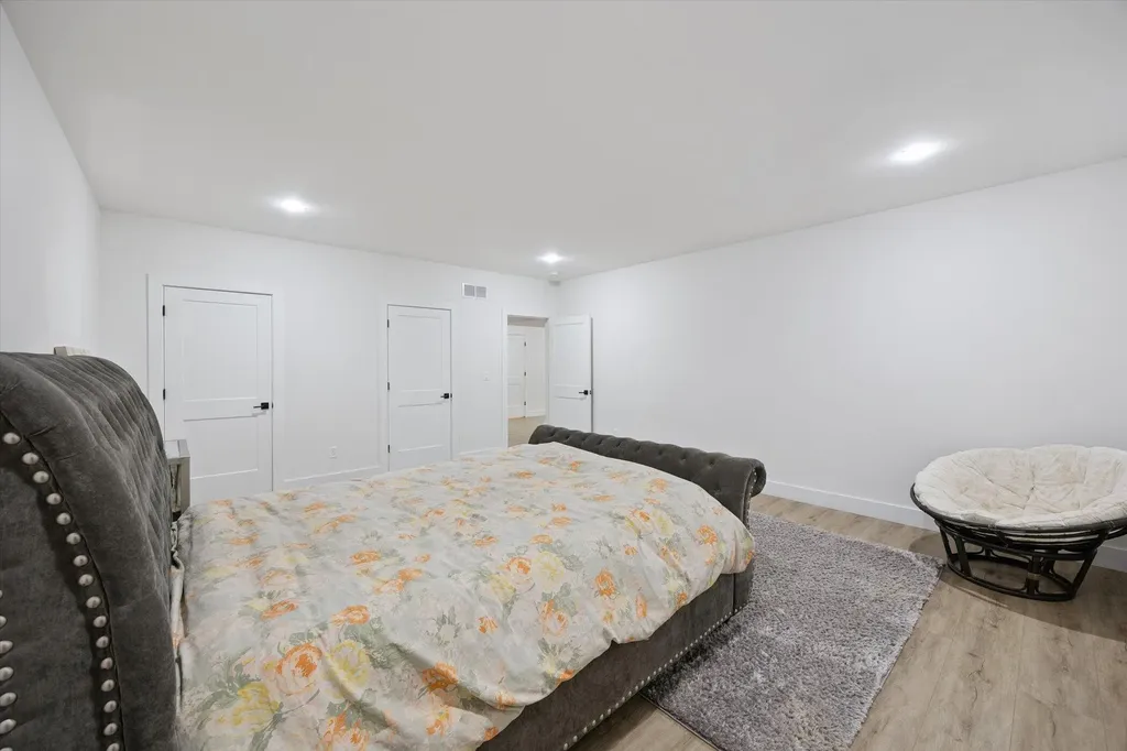 100 Stirling Lane Versailles KY 40383