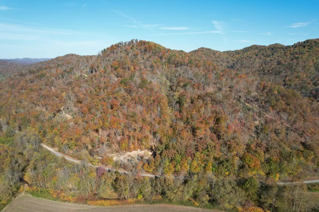 99 Beech Creek Road Manchester KY 40962