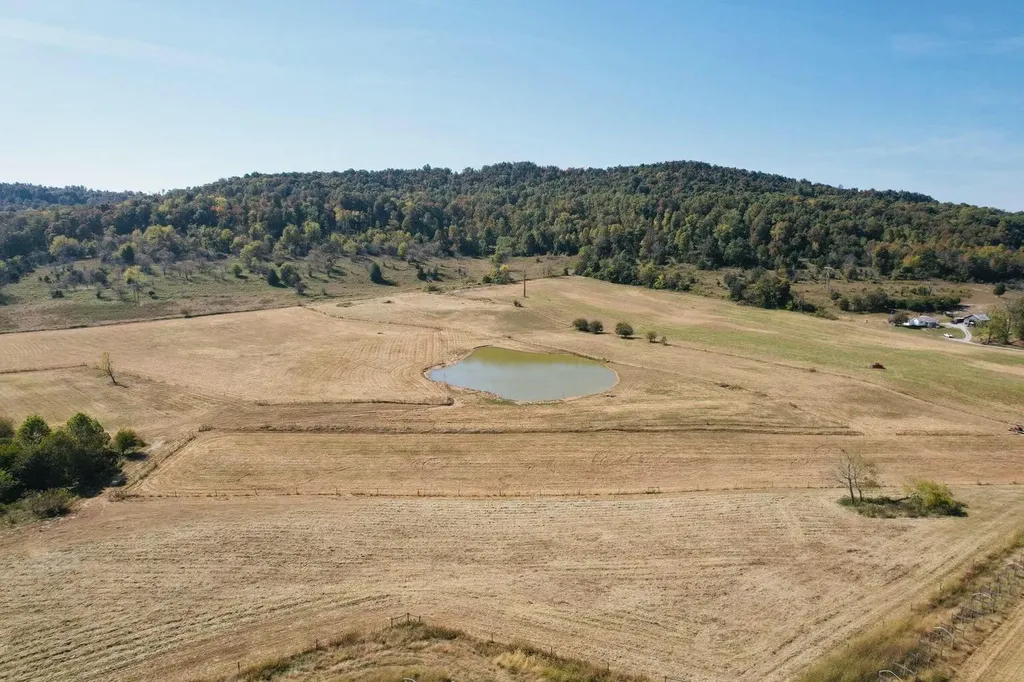2143 Elihu Cabin Hollow Road Somerset KY 42501
