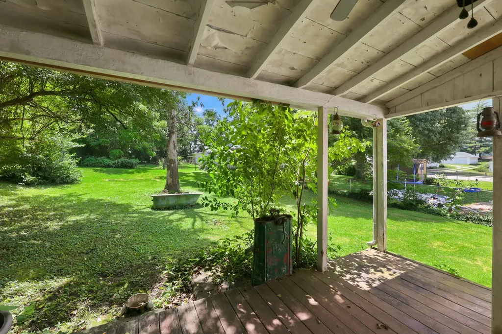 31 15th Street Paris KY 40361