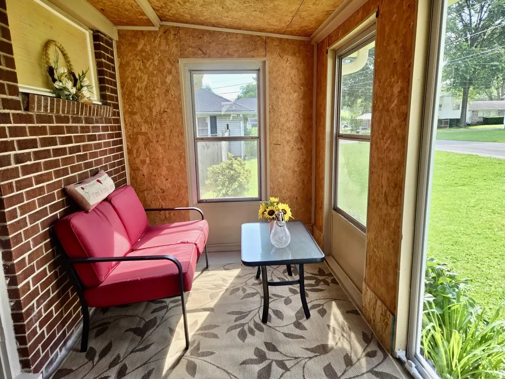 105 Kentucky Avenue Somerset KY 42501