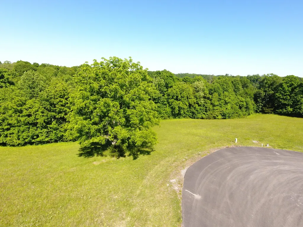 Lot 28 Parks Ridge Russell Springs KY 42642