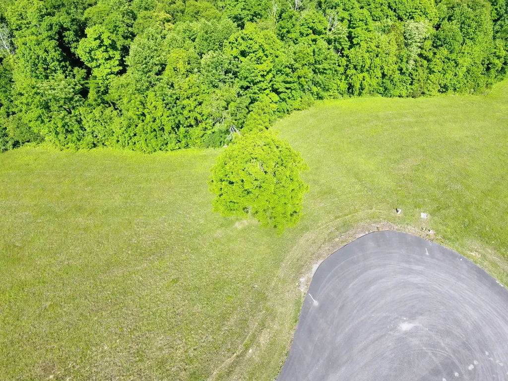 Lot 28 Parks Ridge Russell Springs KY 42642