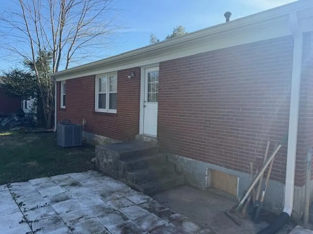 186 Sunset Drive Frankfort KY 40601
