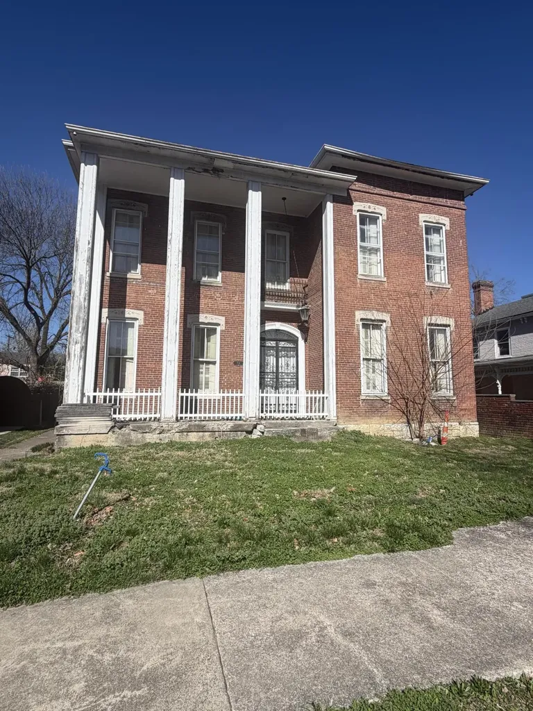 514 Ann Street Frankfort KY 40601
