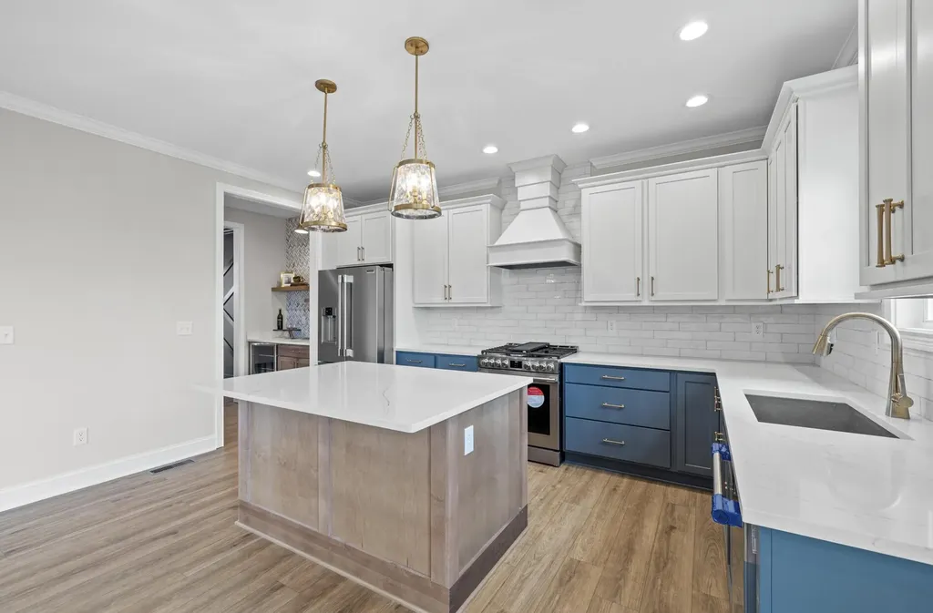 4140 Meadowlark Road Lexington KY 40509