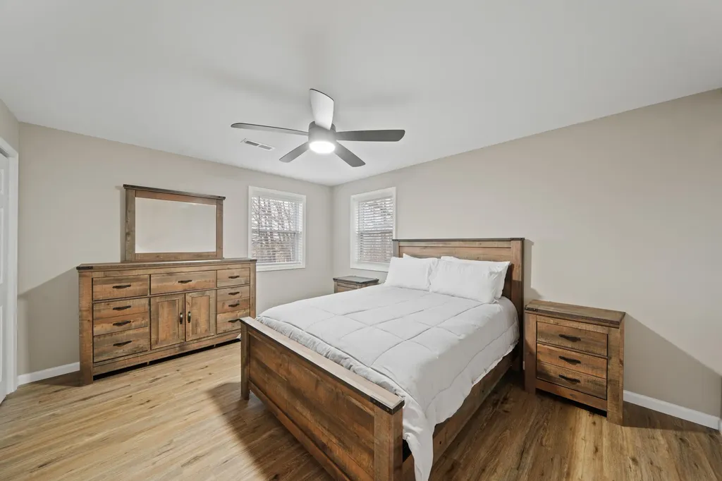 127 Freeman Lake Lane Russell Springs KY 42642