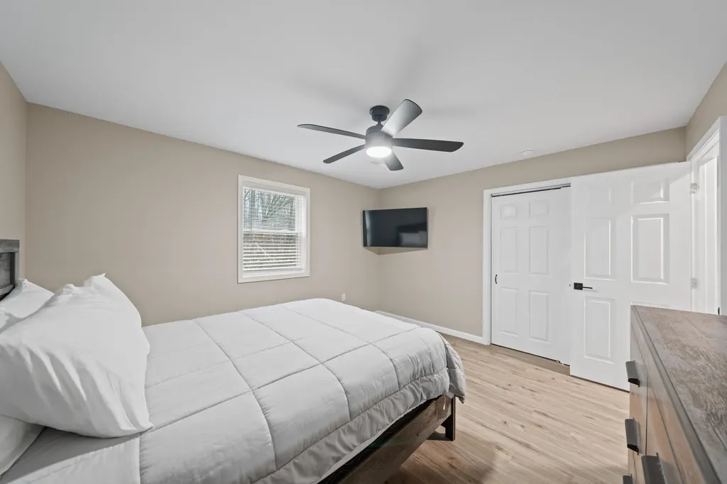 127 Freeman Lake Lane Russell Springs KY 42642