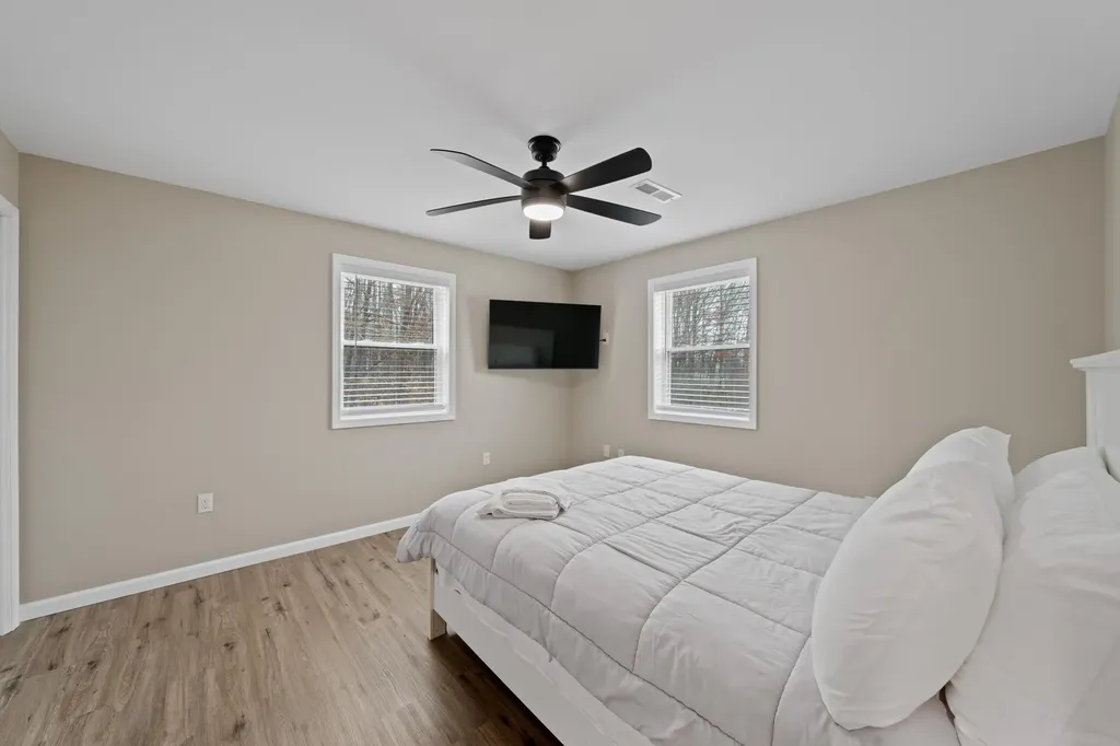 127 Freeman Lake Lane Russell Springs KY 42642