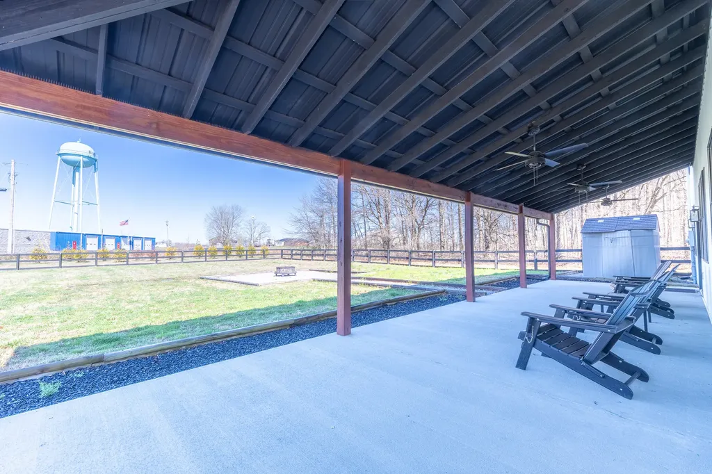 127 Freeman Lake Lane Russell Springs KY 42642