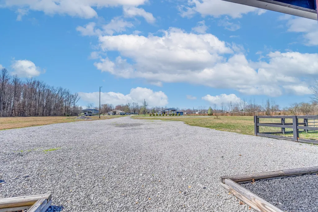 127 Freeman Lake Lane Russell Springs KY 42642
