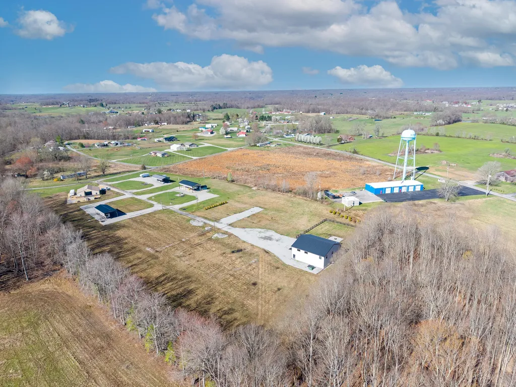 127 Freeman Lake Lane Russell Springs KY 42642