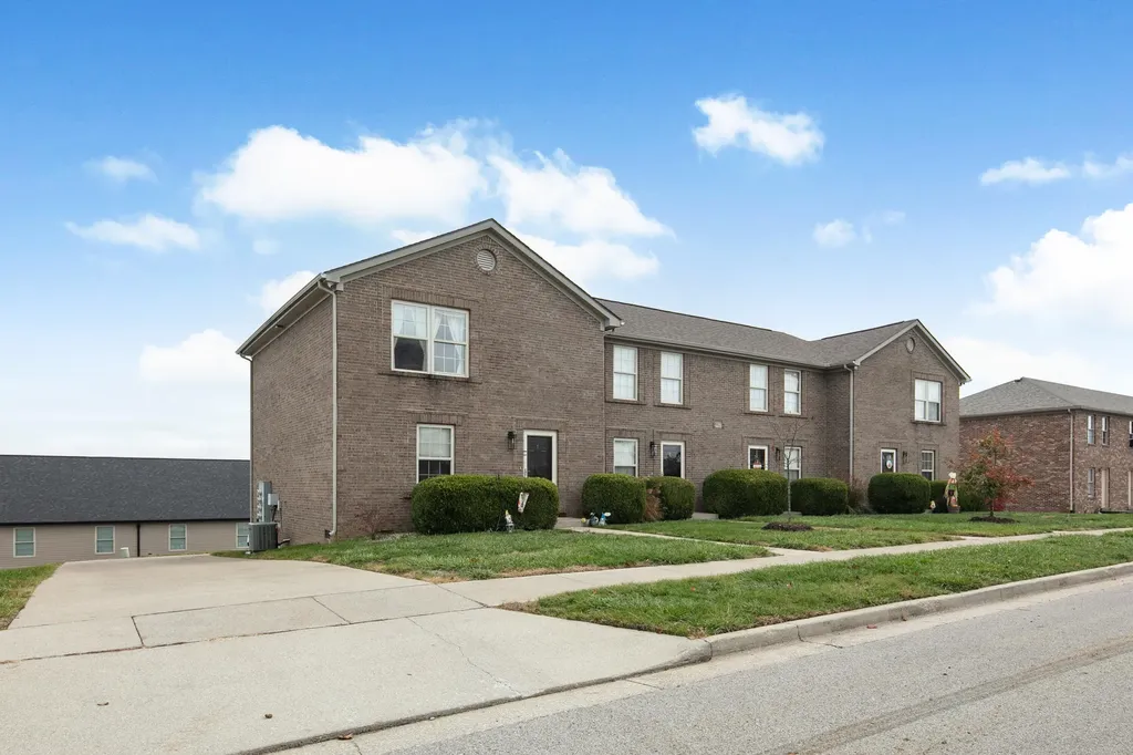 907 Weeping Willow Drive Berea KY 40403