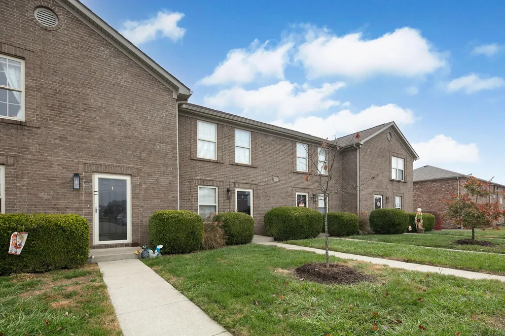 907 Weeping Willow Drive Berea KY 40403