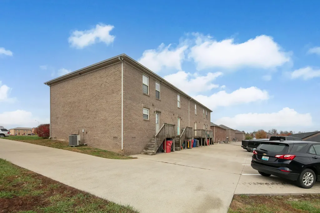 907 Weeping Willow Drive Berea KY 40403
