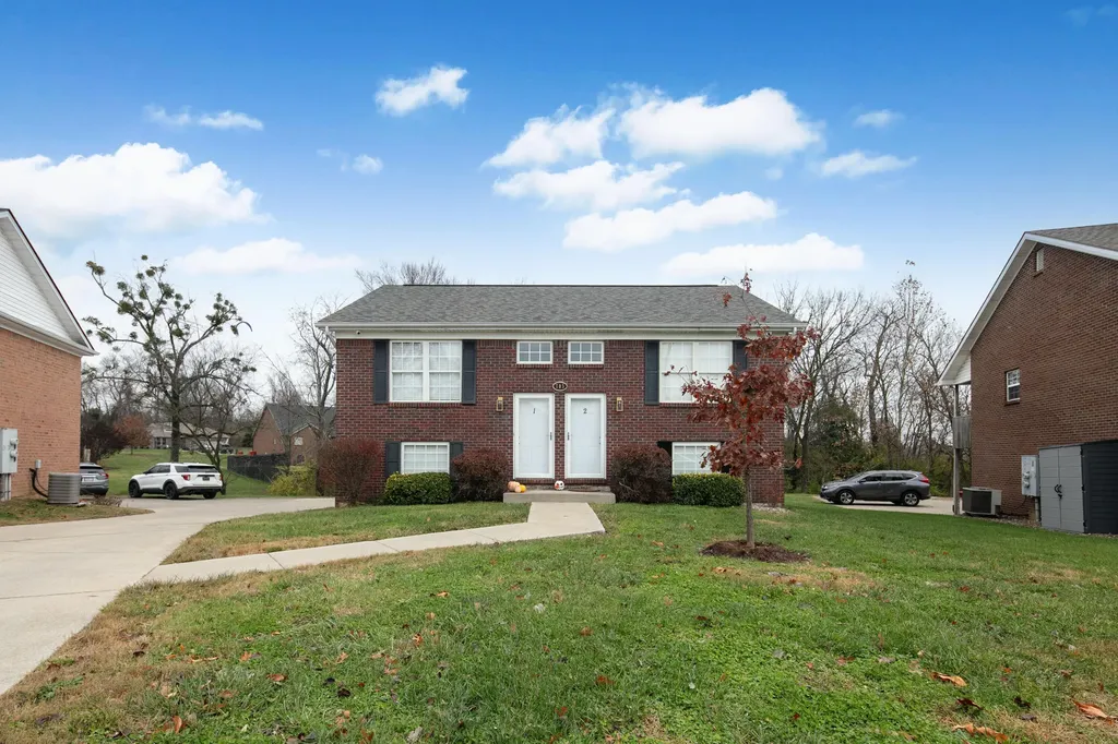 705 Candlewood Drive Berea KY 40403