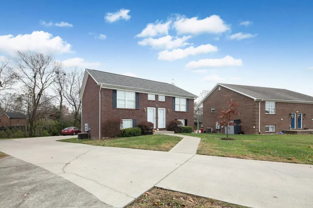 705 Candlewood Drive Berea KY 40403