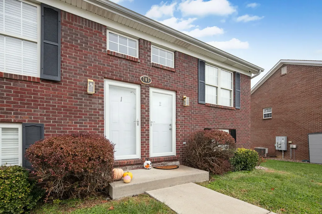 705 Candlewood Drive Berea KY 40403