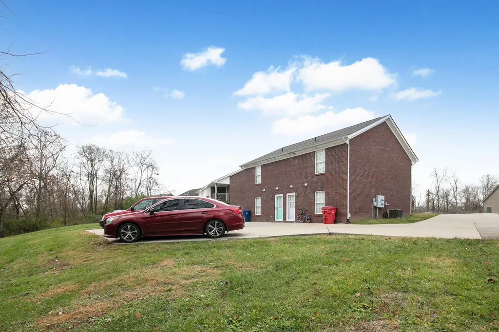 705 Candlewood Drive Berea KY 40403