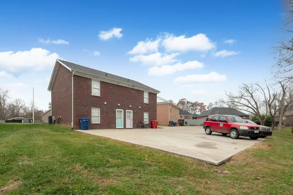 705 Candlewood Drive Berea KY 40403