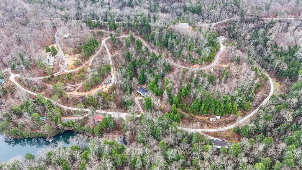 0000 R Shell Circle London KY 40741