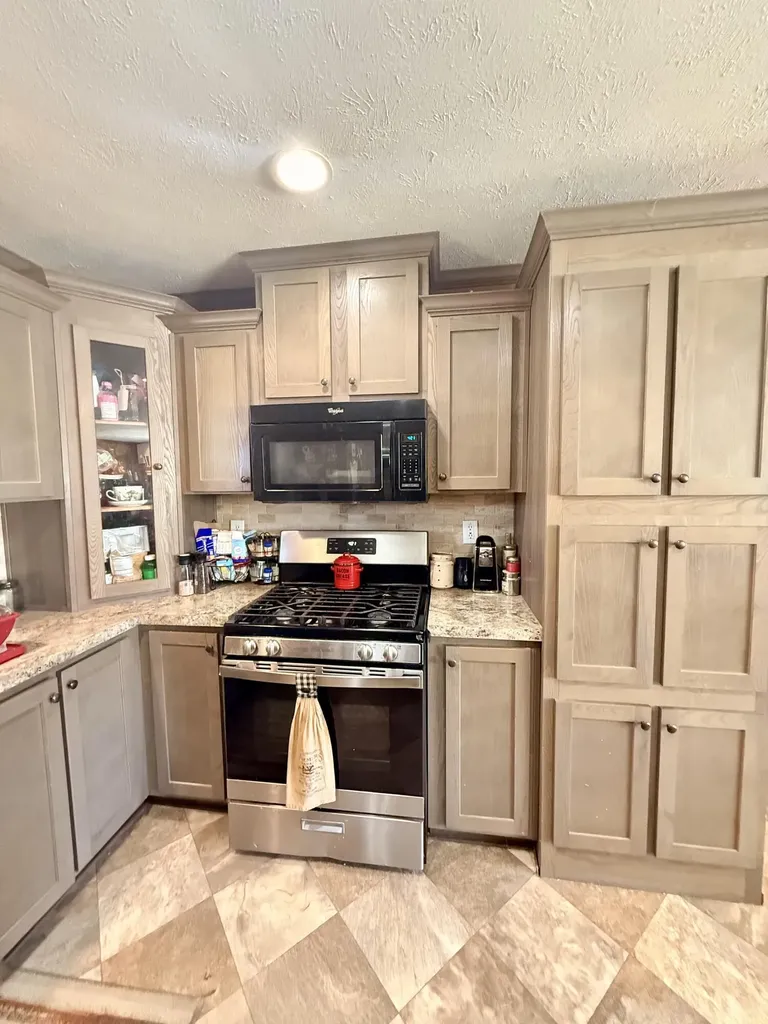 9598 Kentucky 1247 Waynesburg KY 40489