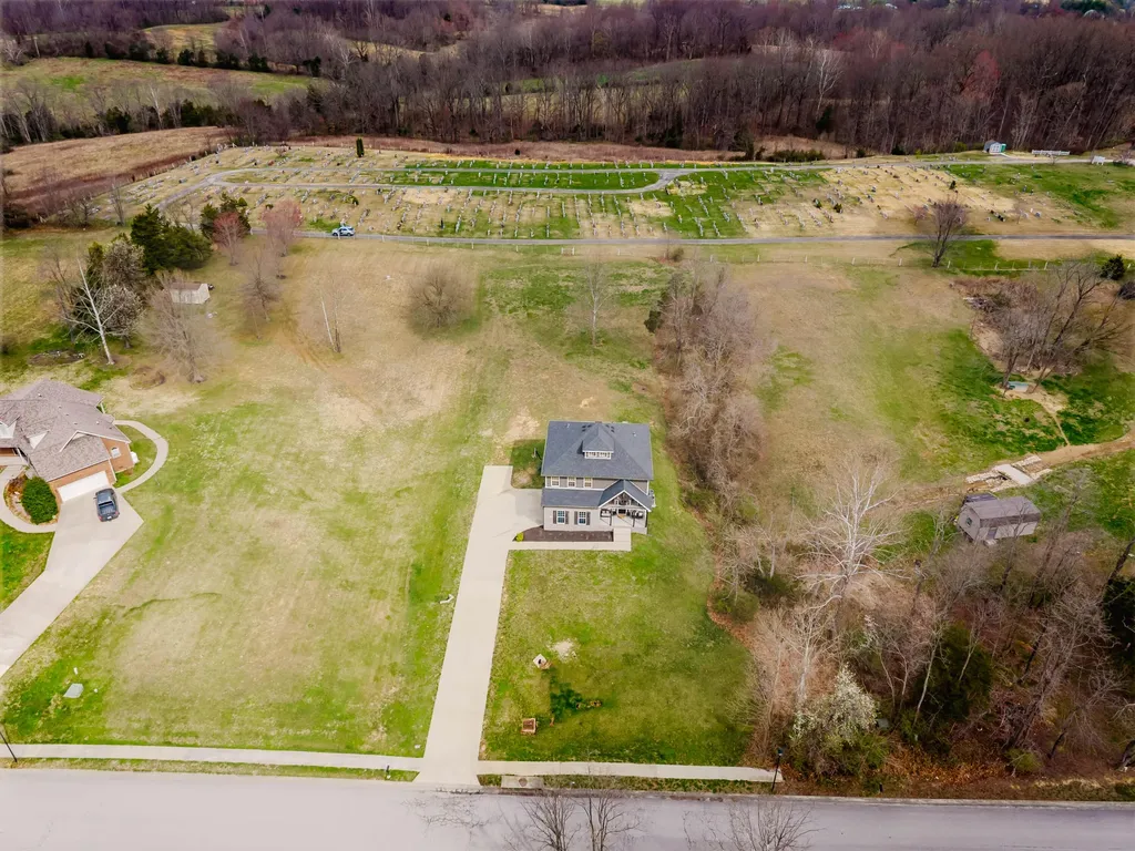 142 Waco Heights Waco KY 40385