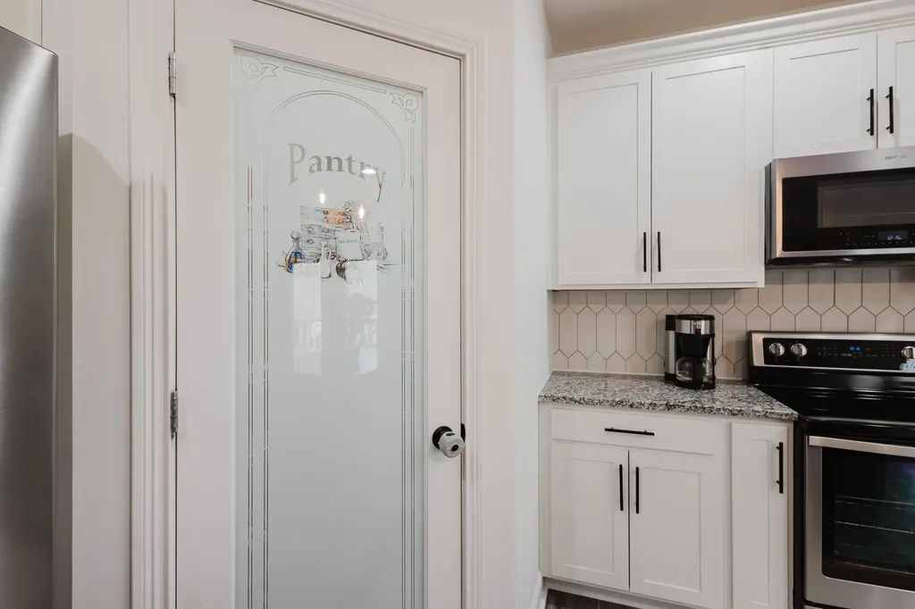 142 Waco Heights Waco KY 40385