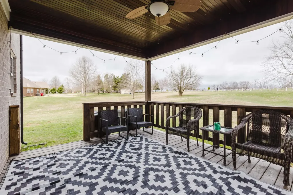 142 Waco Heights Waco KY 40385
