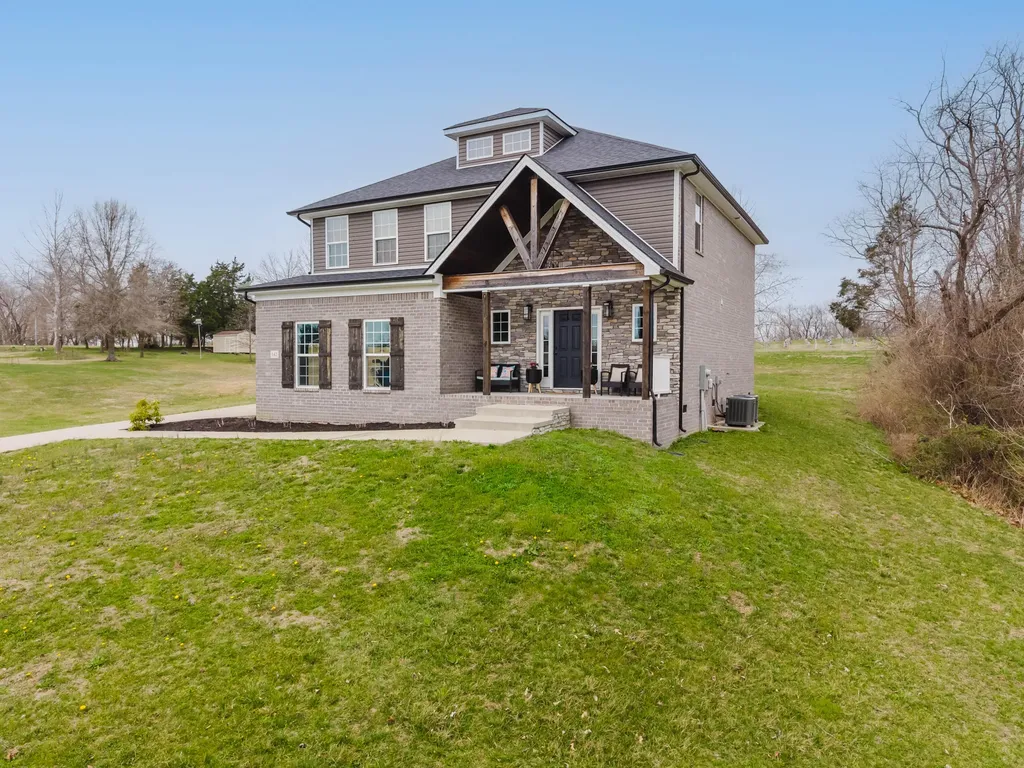142 Waco Heights Waco KY 40385