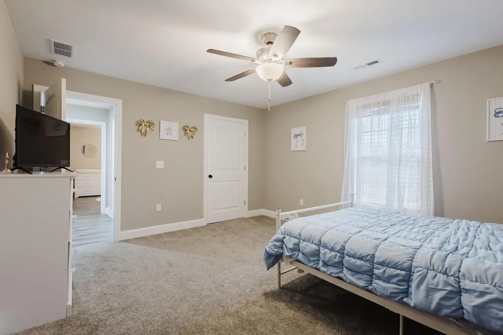 142 Waco Heights Waco KY 40385