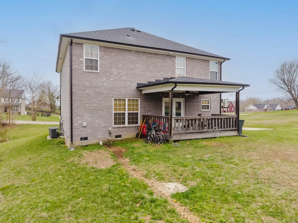 142 Waco Heights Waco KY 40385