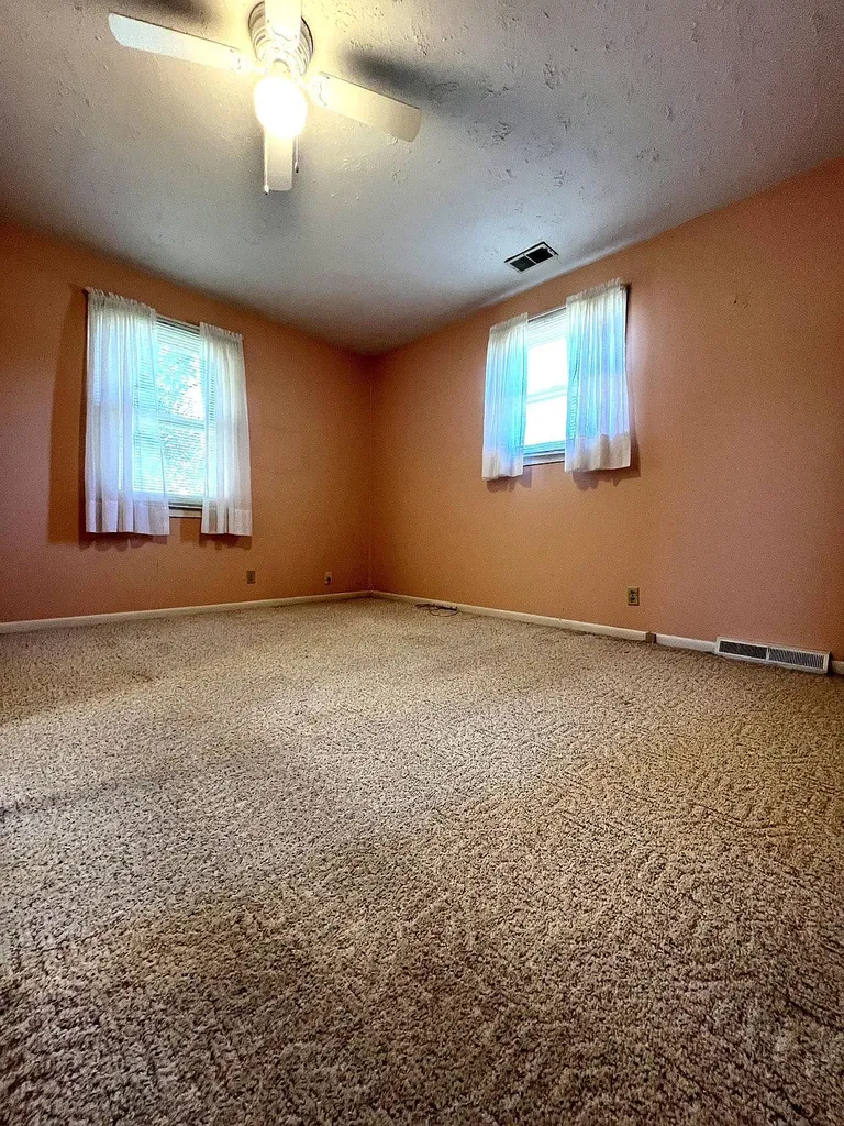 721 Pitzer Street Barbourville KY 40906