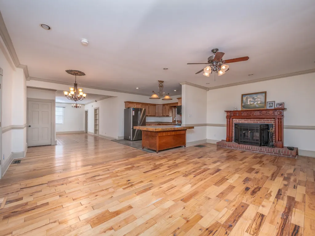 709 Main Street West Liberty KY 41472
