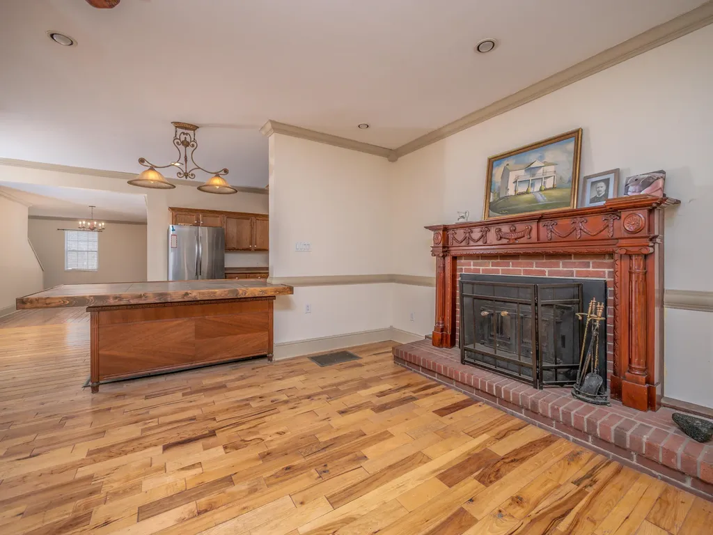 709 Main Street West Liberty KY 41472