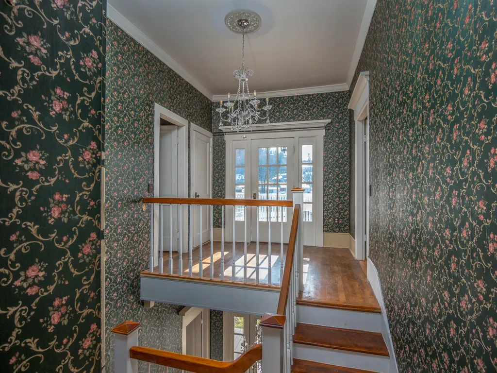 709 Main Street West Liberty KY 41472