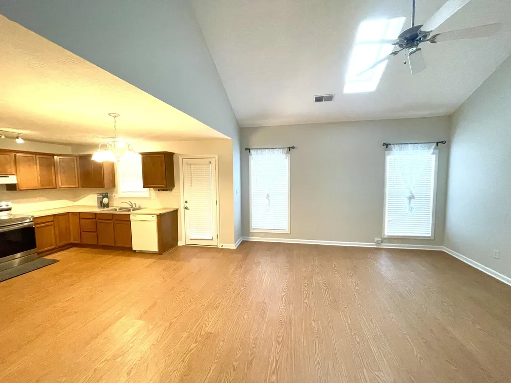 327 Newcastle Lane Winchester KY 40391