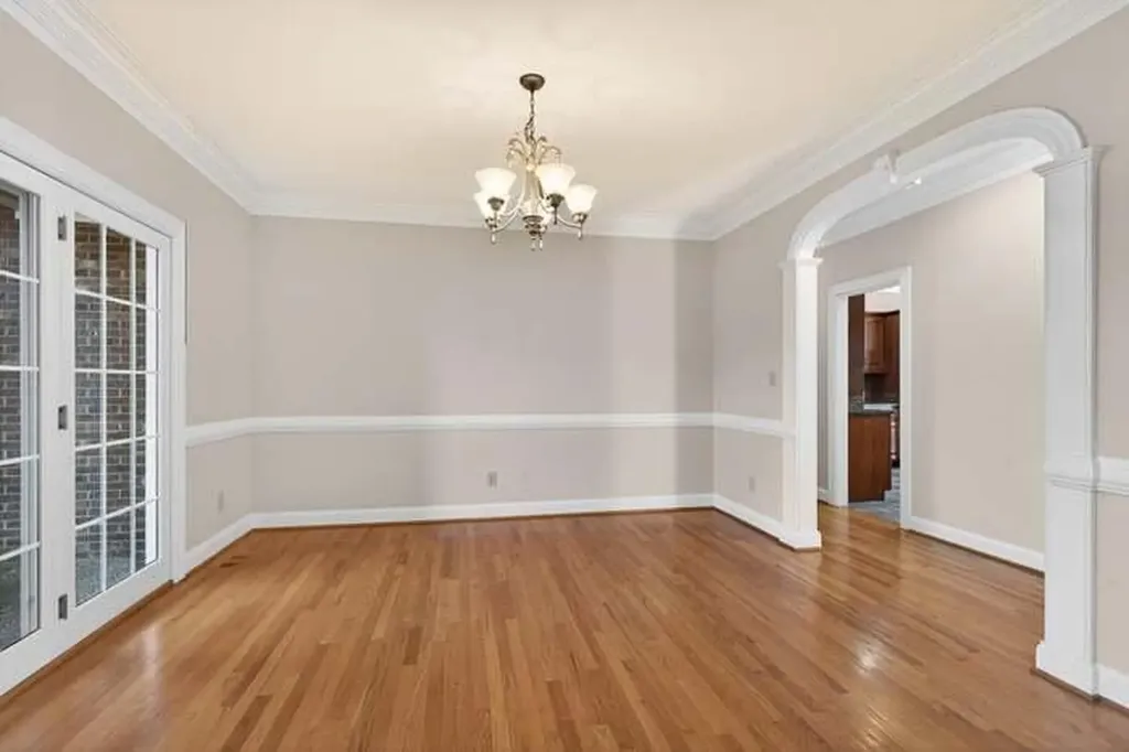 5000 Lupreese Lane Versailles KY 40383
